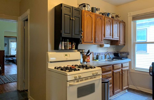 Stockade Historic District Apartamento | Sunny Spacious 2nd Fl home near Union College, Proctors, Ellis