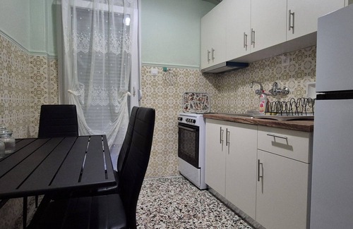 Kallikratia Apartamento | Sunny, Spacious & Central – Family-Friendly Holiday Spot