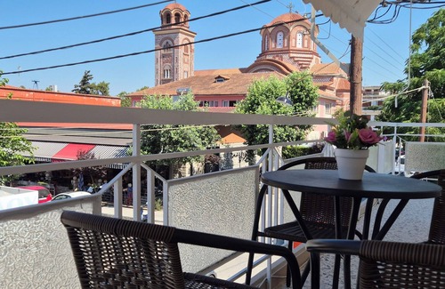 Kallikratia Apartamento | Sunny, Spacious & Central – Family-Friendly Holiday Spot