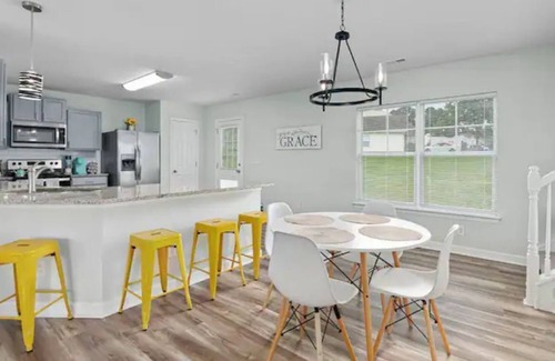 Paw Creek Casa | Sunny Spacious Oasis | 10 min fr Whitewater Center