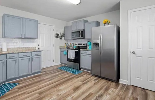Paw Creek Casa | Sunny Spacious Oasis | 10 min fr Whitewater Center