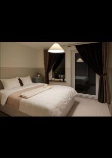 Spanga - Tensta Casa | Sunny stay in top floor room