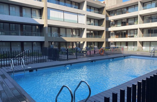 Downtown Santiago Apartamento | Sunny Studio in the Center of Santiago: Your Cozy City Escape.