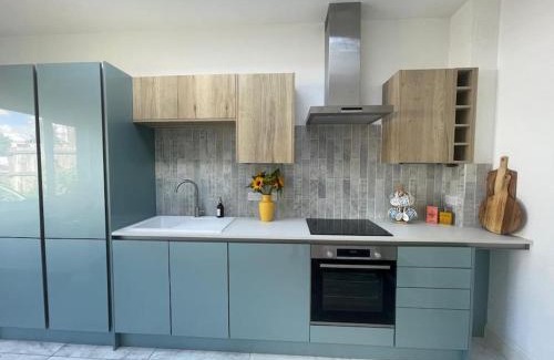Brislington Apartamento | Sunny Studio with Parking and Private Entrance