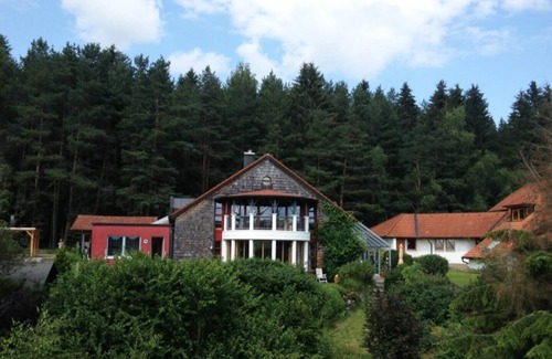 Unterkirnach Apartamento | Sunny vacation apartment by the forest