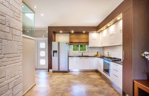 Haniotis Villa | Sunny Villas Exclusive