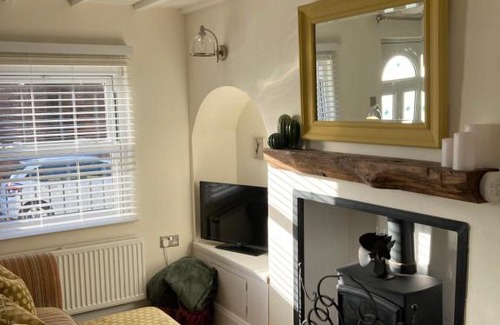 Little Haywood Casa | Sunnydene Cute cosy convenient cottage