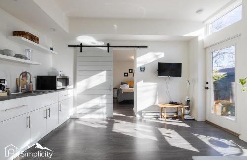 Sunnyside Casa | Sunnyside 1br Carriage House W Shared Patio