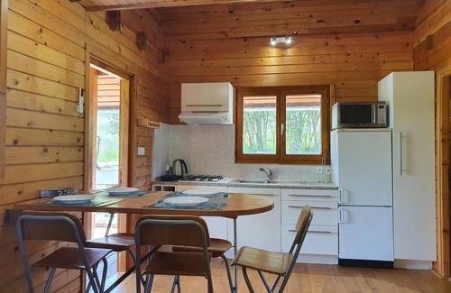 Saulgond Chalet De Esquí | SunnySide Chalet, Ideal for 6 People. Relax in this tranquil setting