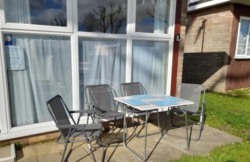 Great Yarmouth Chalet De Esquí | 'Sunnyside' Chalet, walk to the beach & close to Norfolk broads - pet friendly!