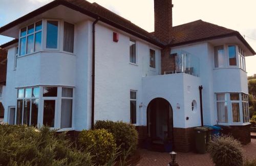 Prestatyn Casa | Sunnyside - Large Seaside Home with views and Hot Tub