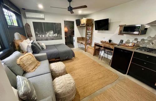 Port Macquarie Casa | Sunnyside Studio - Pet Friendly Luxury Escape