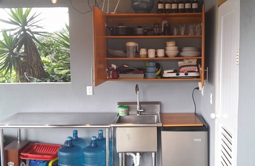 San Pedro La Laguna Complejo | Sunnyside Up Glamping. Queen bed, million dollar views, private kitchen and bath