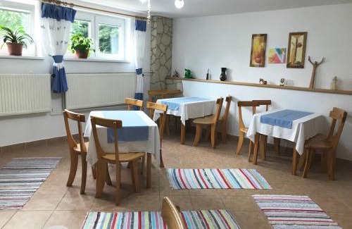 Stara Lesna Casa | Sunnystreet Guesthouse