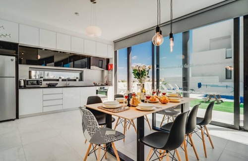 Pernera Villa | SunnyVillas: 4BR New Villa*Private Pool*AL10