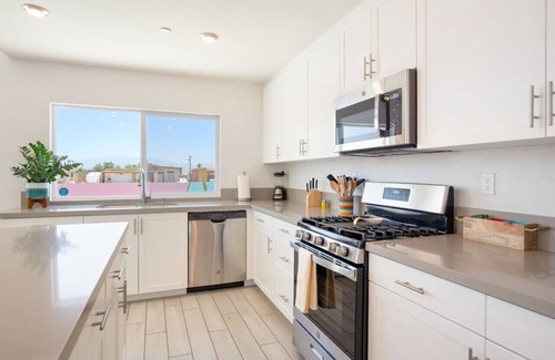 Desert Hot Springs Casa | Sunray House Modern Getaway Pool Spa Tesla Charger