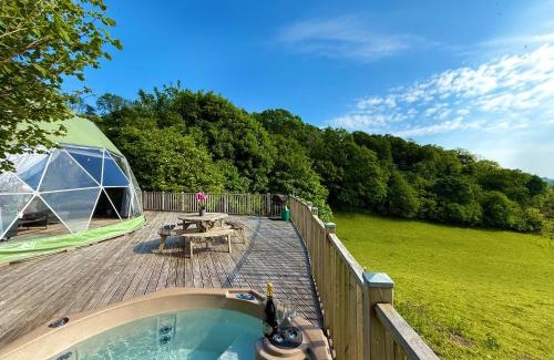 Newton Ferrers Apartamento | Sunridge Geodome with private Hot tub