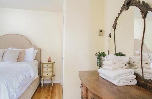 Meaford Apartamento | Sunrise and Bayview with SNOW SHOES, WATERCRAFTS , BIKES