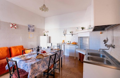 La Strea Casa | Apartamento Sunrise en villa con aparcamiento privado y clima