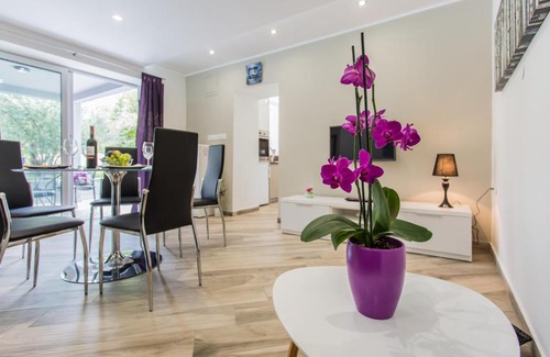 Risika Apartamento | Sunrise Apartment Risika