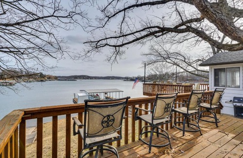 Sunrise Beach Casa | Sunrise Beach Lake House with Water Views and Dock!
