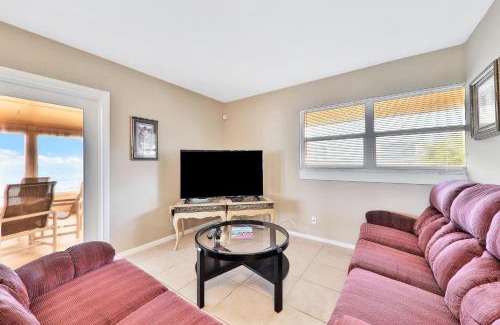 Painters Hill Casa | Sunrise Beach Retreat