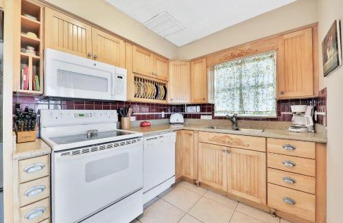 Painters Hill Casa | Sunrise Beach Retreat