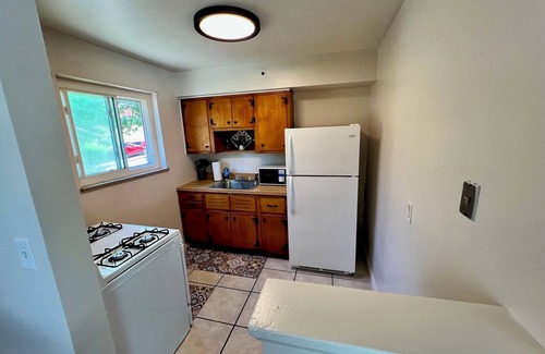 Westwood Apartamento | Sunrise Blossom 2 Bedroom Apartment 13 Minutes to Downtown