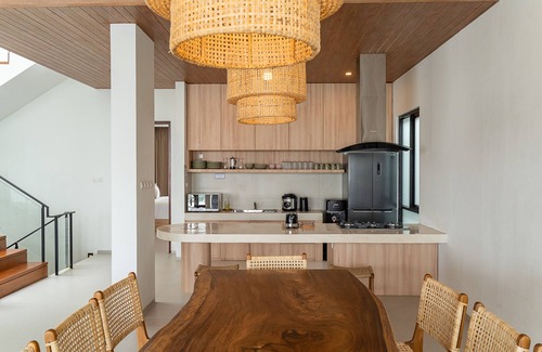 Bandung Villa | Sunrise City View Villa 9 Bedrooms with a Heated Private Swimming Pool