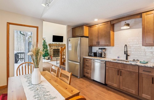 Canaan Valley Casa | Sunrise Dacha: 3 BR, 2.5 BA House in Canaan Valley, Sleeps 10