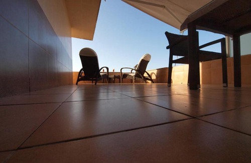 Los Gavilanes Apartamento | sunrise directly at the sea
