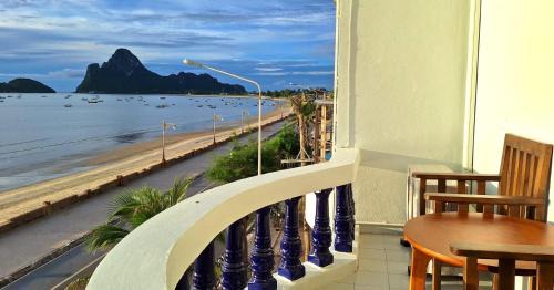 Prachuap Khiri Khan Casa | Sunrise Guesthouse