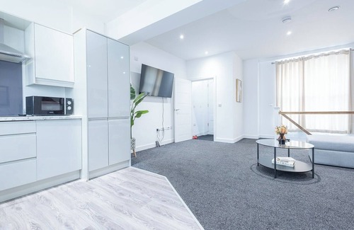 Gravesend Apartamento | Sunrise Haven in Kent 2 bed Apartment Sleeps 7