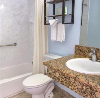 Point Loma Hotel | Sunrise Inn Point Loma