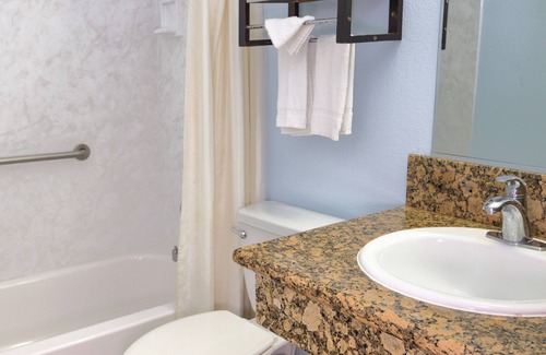 Point Loma Hotel | Sunrise Inn San Diego