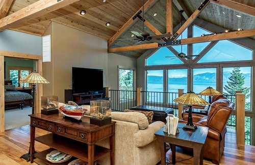 Meeks Bay Casa | Sunrise Oasis
