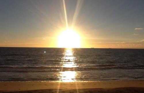 Hillsboro Beach Apartamento | Sunrise Ocean Suites