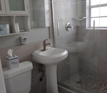 Hillsboro Beach Apartamento | Sunrise Ocean Suites