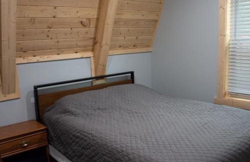 Au Gres Casa | Sunrise Shore