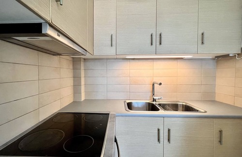 Nea Makri Apartamento | Sunrise Studio with unhindered view to the sea.