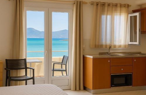 Milos Apartamento | Sunrise Studios