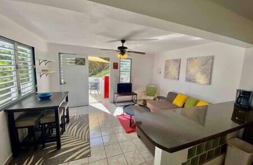 Ensenada Apartamento | Sunrise Suite- King bed/Full kitchen