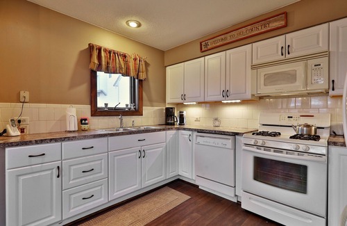 Central Vermont- Killington Condominio | Sunrise Timberline: 3br, 2ba Ski In/ski Out Condo 3 Bedroom Condo