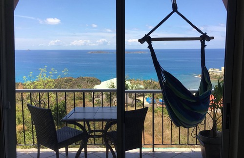 Estate Bolongo Apartamento | Nuevo listado - Vistas increíbles - Con vistas al mar Caribe