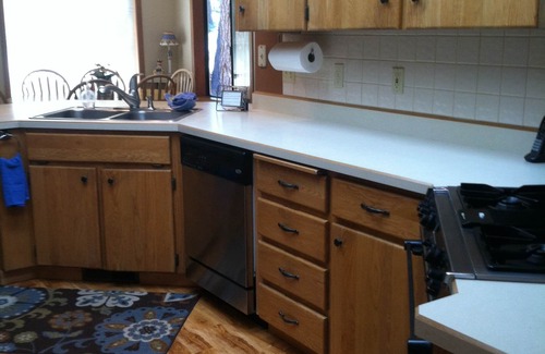 Mountain Village East Casa | Sunriver Home, 3BR / 2BA, bañera de hidromasaje, bicicletas *** Pases de natación SHARC ilimitados