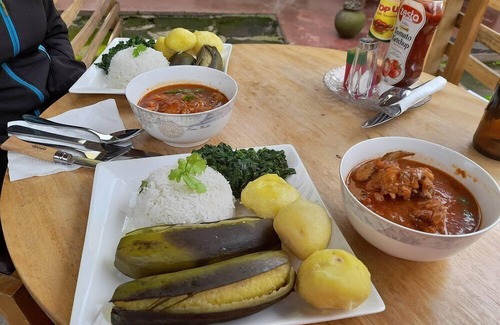 Fort Portal Cabina | Sunscape lodge