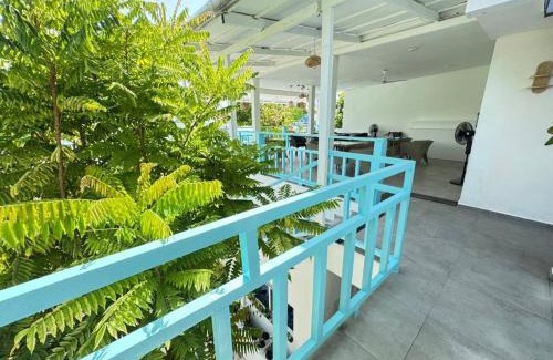 Thulusdhoo Island Casa | SunSeaSurf Maldives