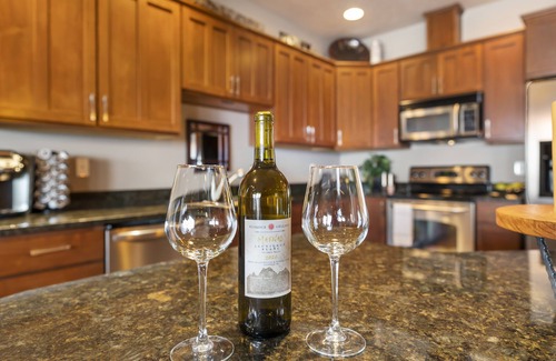 Quincy Condominio | Sunserra at Crescent Bar - on Golf Course - Amazing Columbia River views