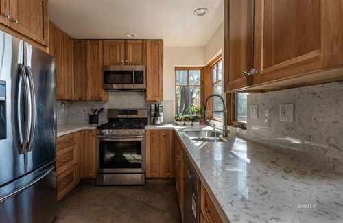 Idyllwild Casa | Sunset Acres- Romántico- senderos privados, 3 minutos a la ciudad, vistas de 270 grados, 5 acres