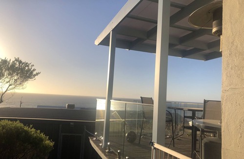O'sullivan Beach Casa | Sunset and Ocean view beach house